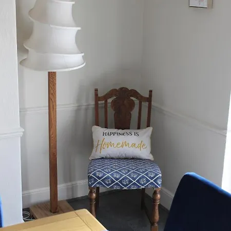 Holiday home The Hampton Beautiful 3 Bedroom House With Conservatory & Garden