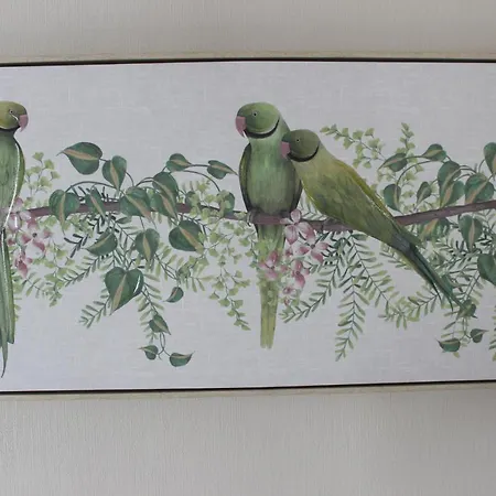 別荘 The Hampton Beautiful 3 Bedroom House With Conservatory & Garden