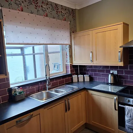 The Hampton Beautiful 3 Bedroom House With Conservatory & Garden Prázdninový dům *