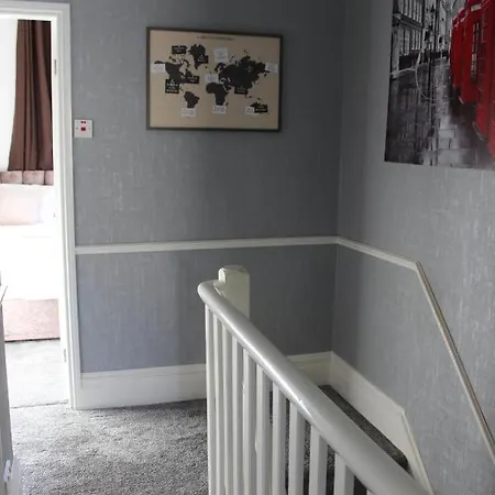 Hébergement de vacances The Hampton Beautiful 3 Bedroom House With Conservatory & Garden